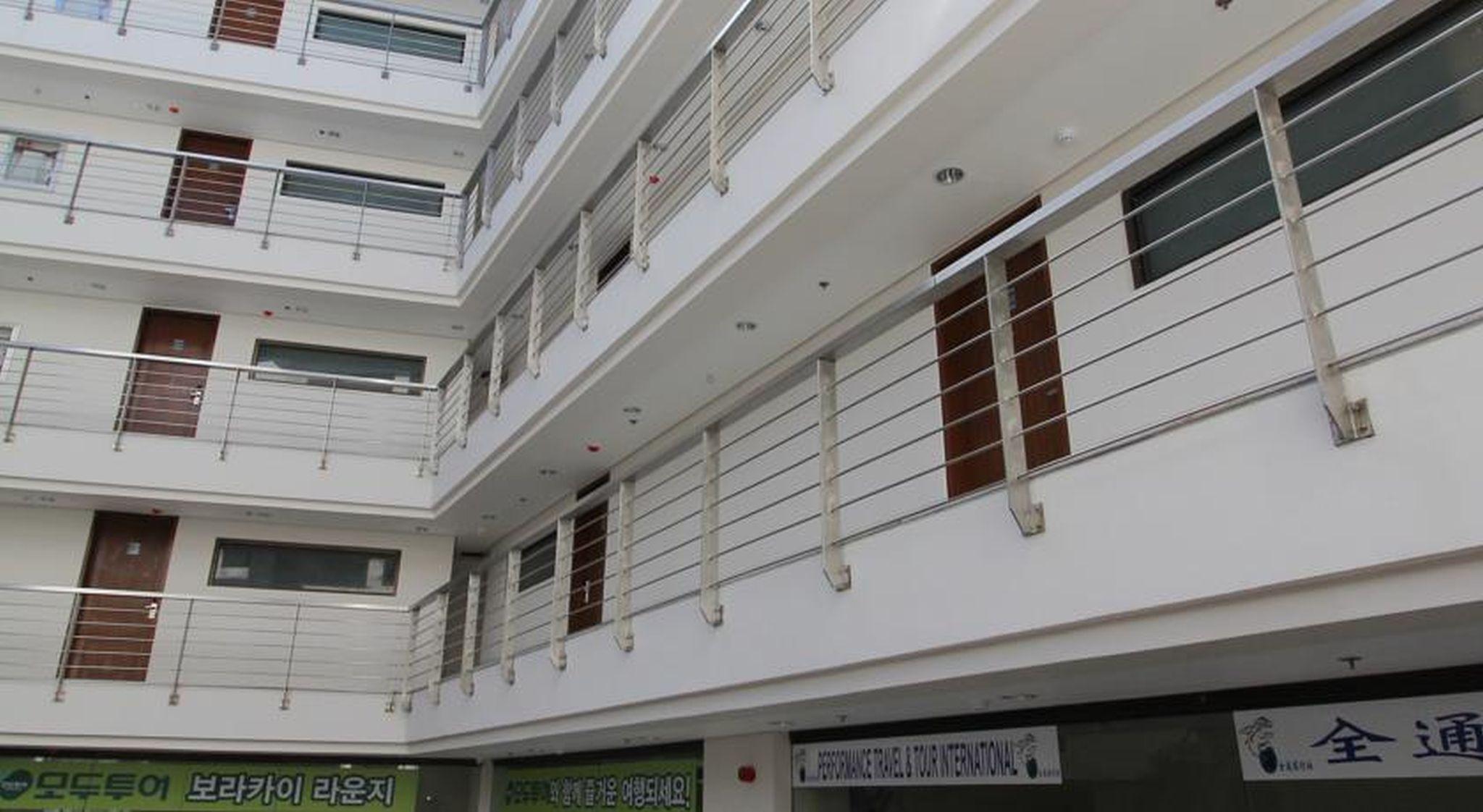 Crown Regency Courtyard Resort Balabag  Exterior photo